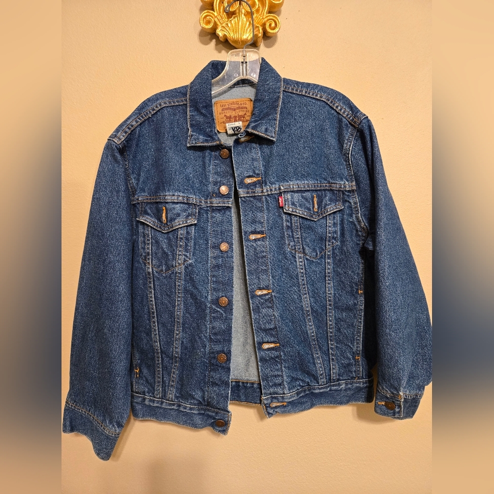 Levi's Vintage 1980s Denim Trucker Jean Jacket # 57511  Size L  EUC